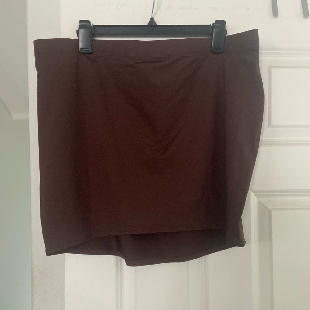 NWOT Skims swim coverup skirt 3X